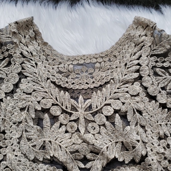 NWOT Sheer embroidered top - Picture 2 of 7
